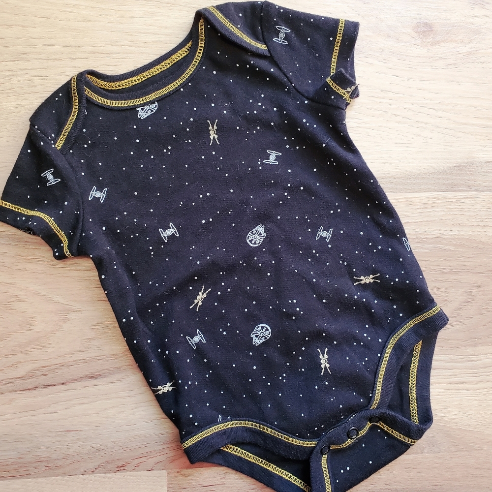 Star Wars ✨🌑 Black Onesie Bodysuit T-Shirt • 0-3M Baby Boy • Disney